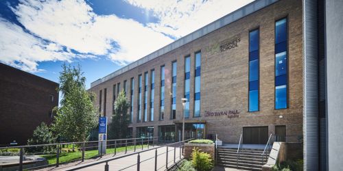 Business-school500x250