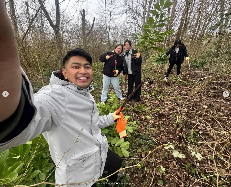 students gardening