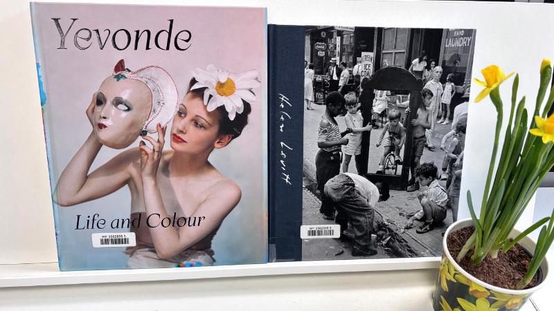 2 books face on