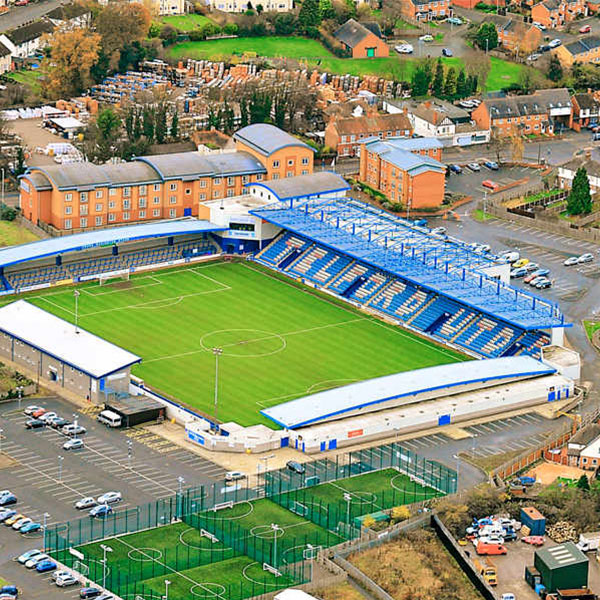 University and Bucks renew deal