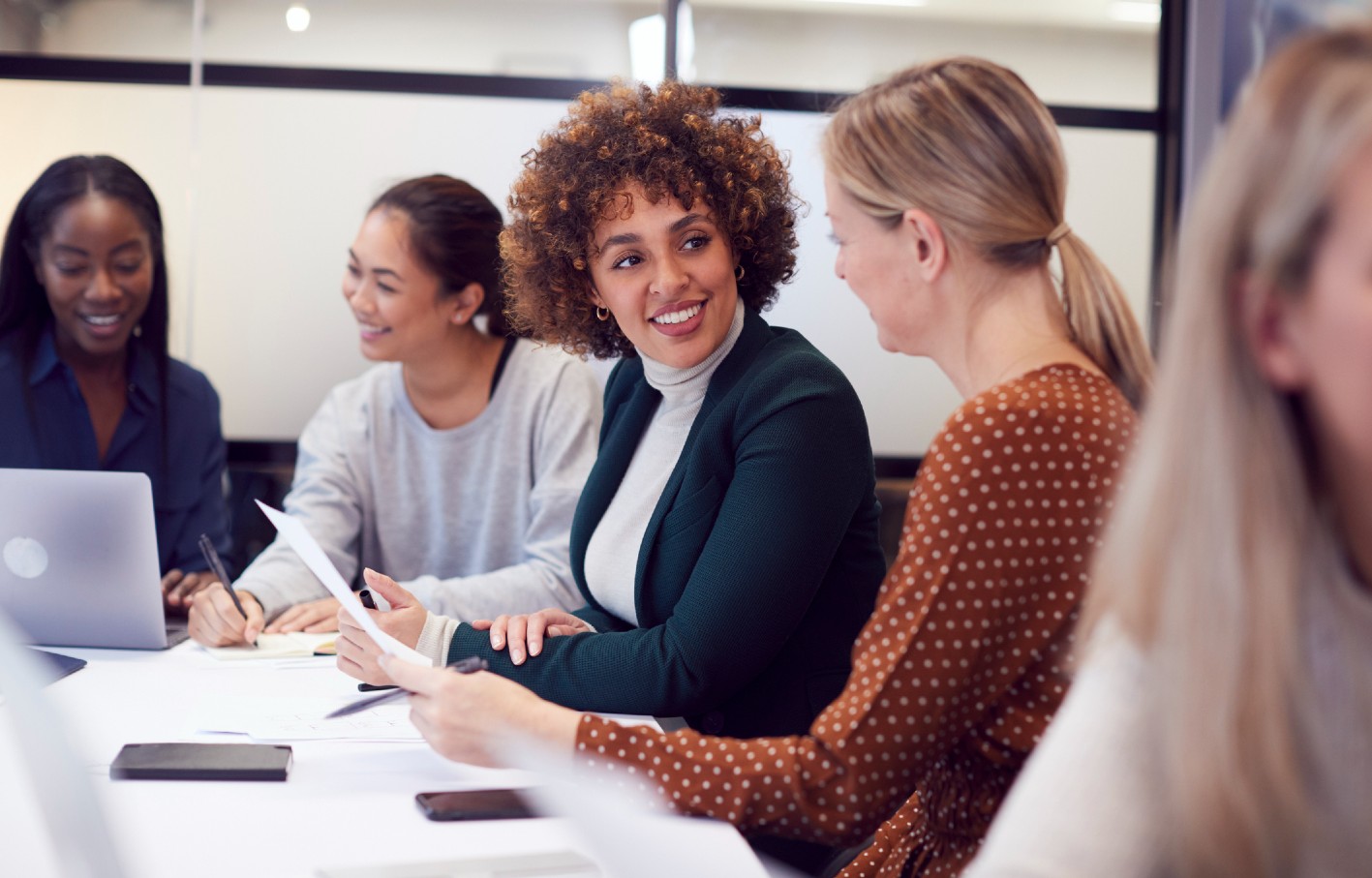 women_leadership_teaser