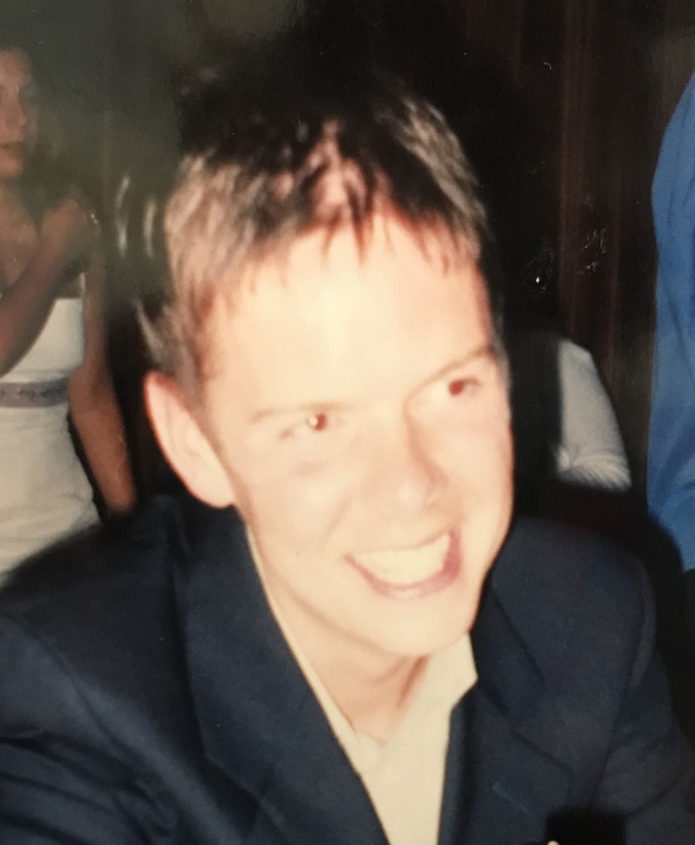 Head and shoulders portrait pic of Matt Palmer