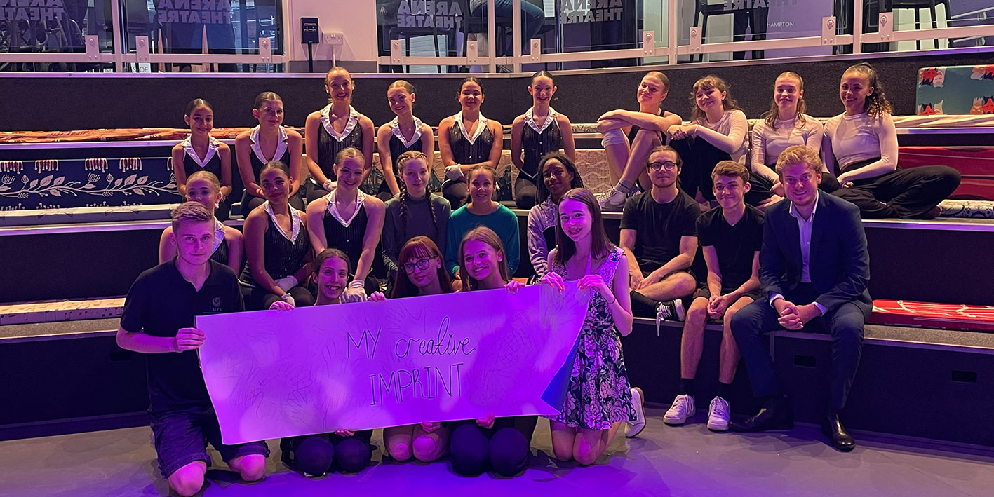 An atmospheric picture of the Flexus Dance Group at the Arena Theatre