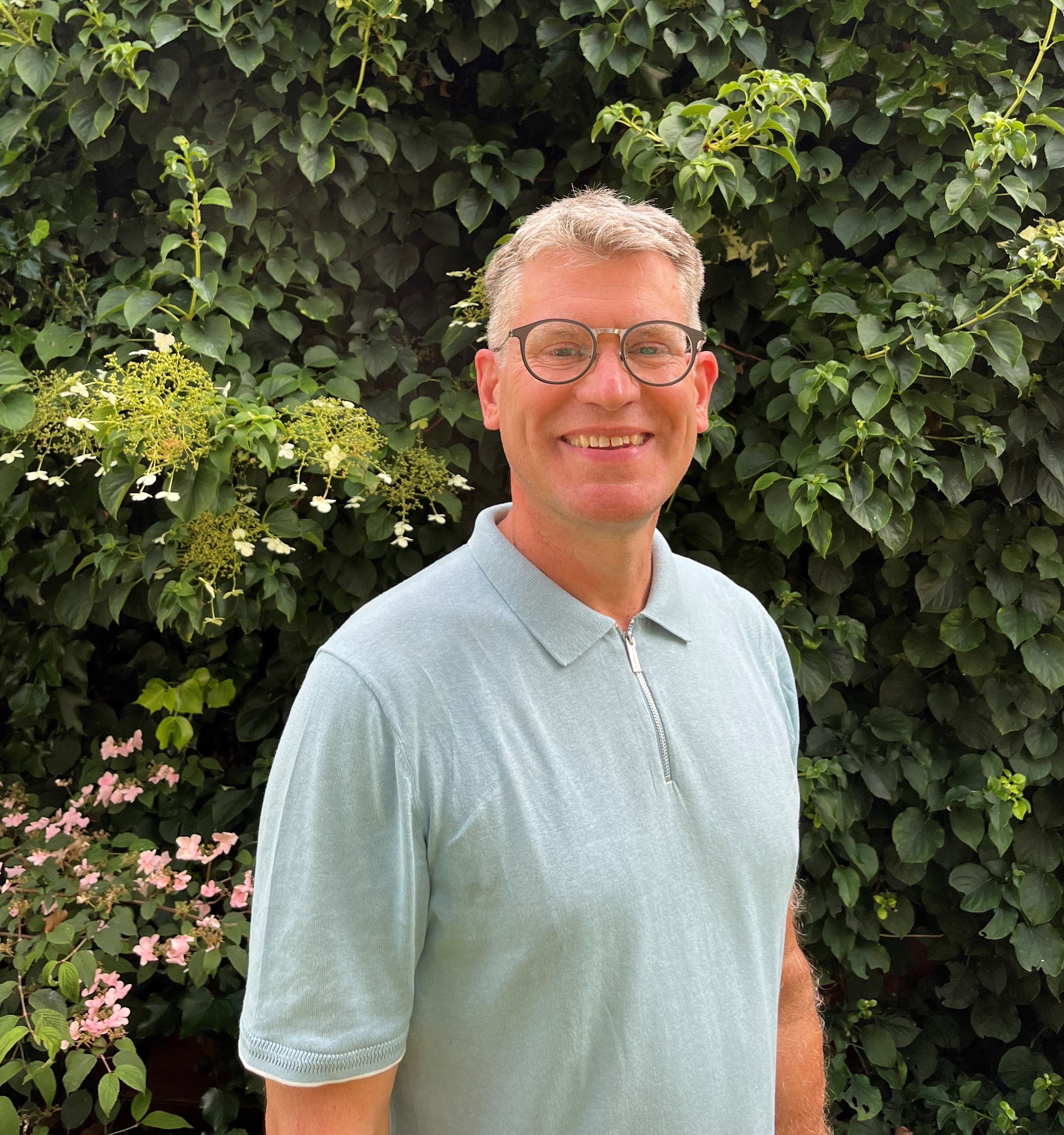A portrait of Rob Elkington