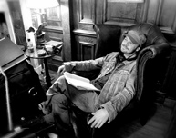 Michael Cumming on the set of Snuff Box