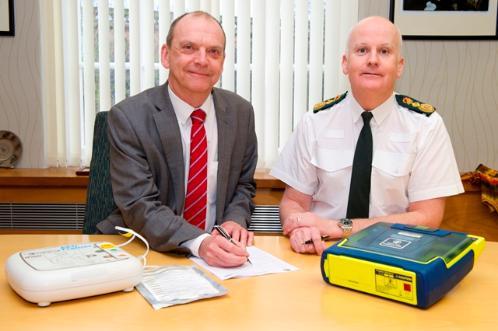 Vice-Chancellor signs official MOU with Dr Marsh from the West Midlands Ambulance Service.