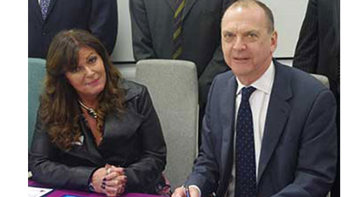 Chief Executive of Wolverhampton Homes, Lesley Roberts and Vice-Chancellor of the University of Wolverhampton, Professor Geoff Layer, signing the MOU.
