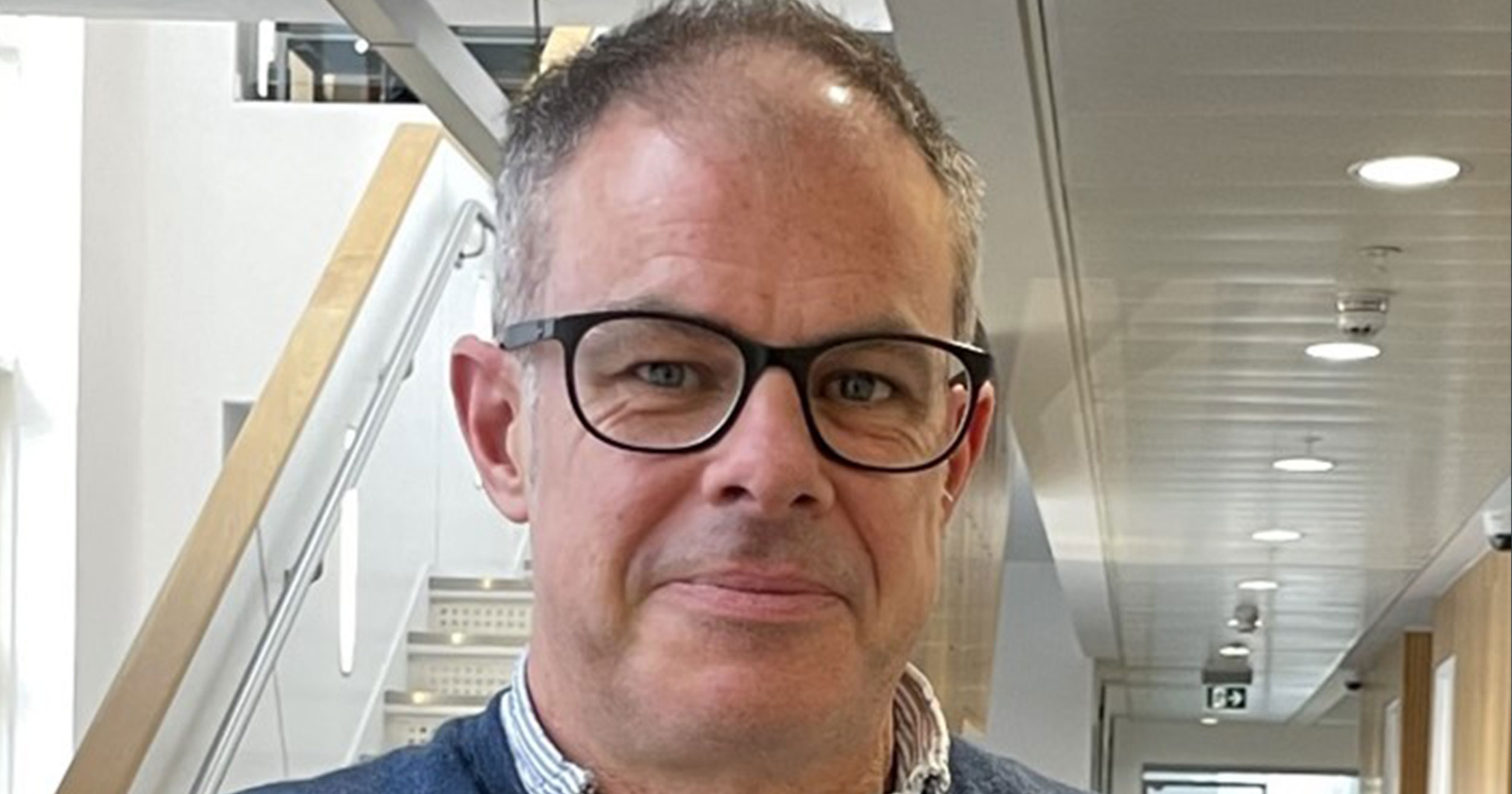 Professor hosts talk on how to create a better society