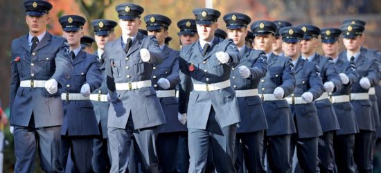 remembrance-sunday-parade-550x250