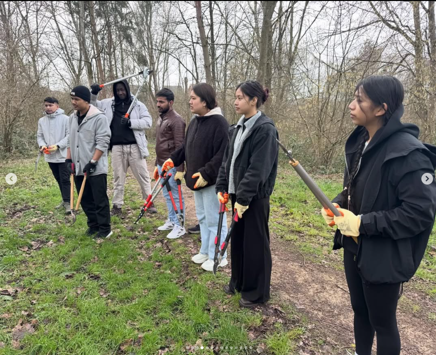 students gardening