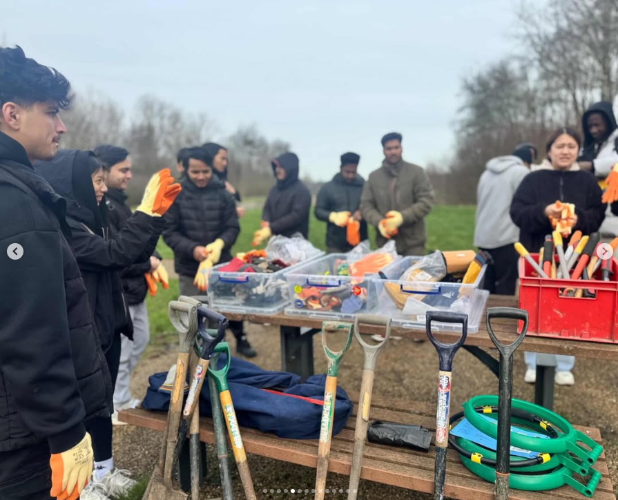 students gardening