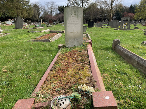 Donald Homer’s grave at Dartford Watling St Cemetery.  Photo: Brandon Smith