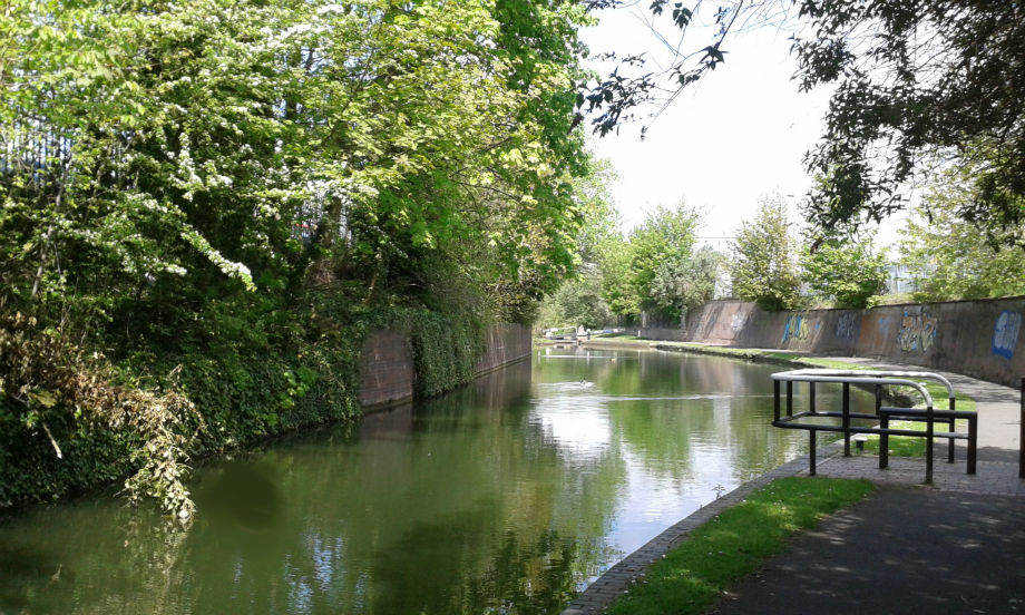 Wolverhampton canal