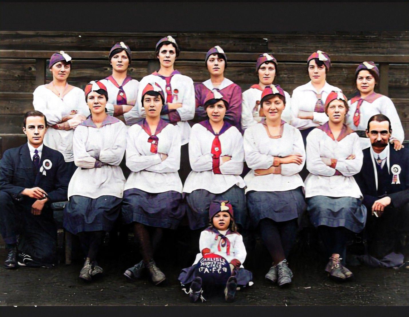 Carlisle Munition Girls an early North West side which started playing in April 1917. Image courtesy of Sheila Angus