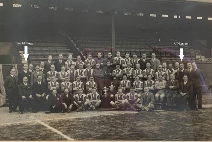 DHFC 1933-34 Squad Photo