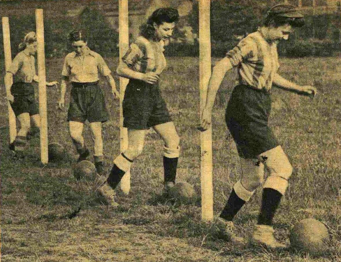 Manchester Ladies Team in training